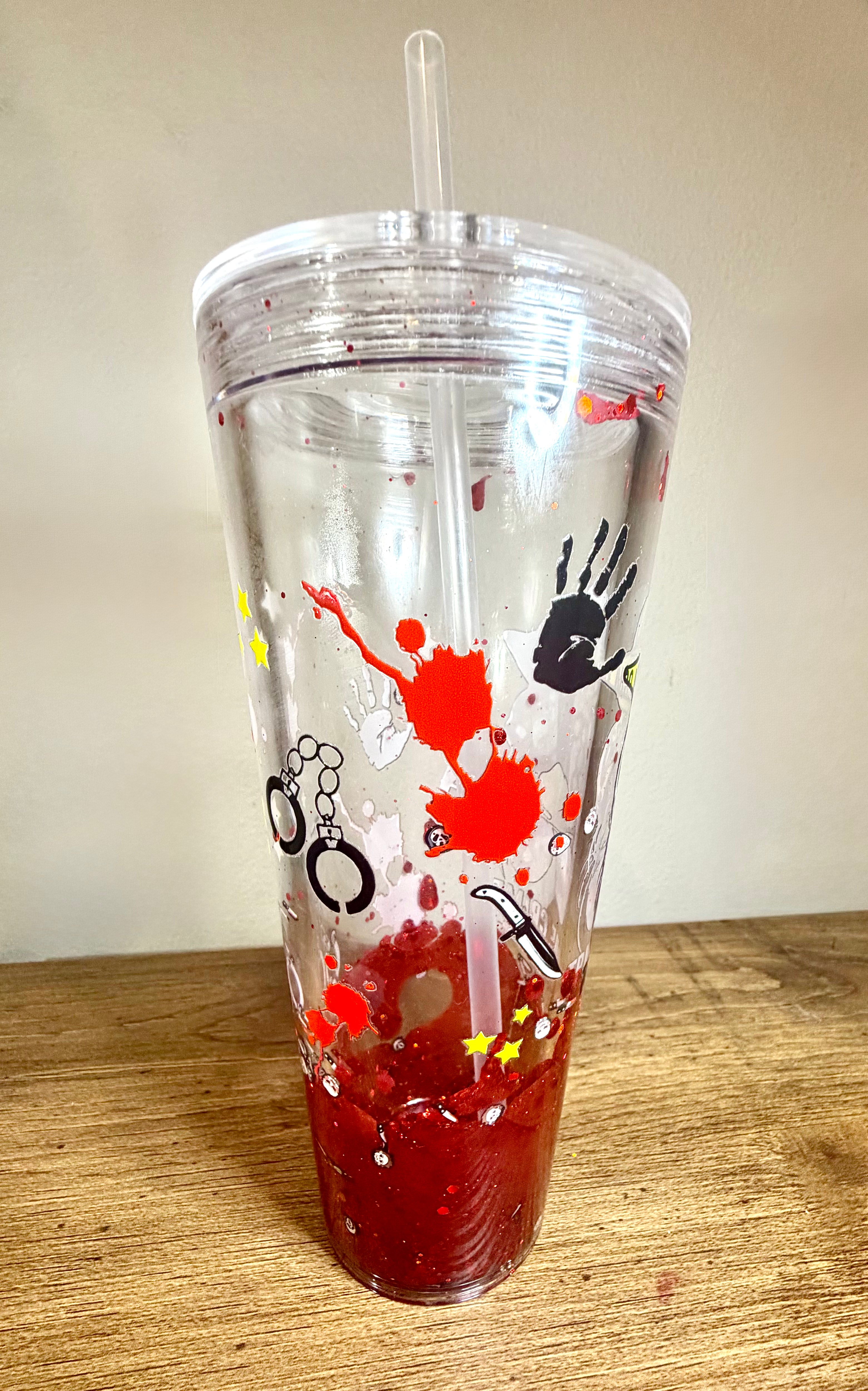 Vaso volcán de 24 oz con diseño de goteo de sangre de True Crime
